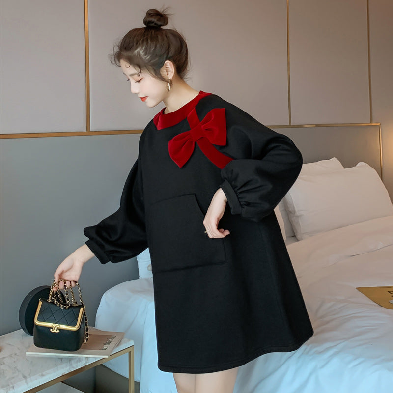 Fashionable bowknot black sweater women