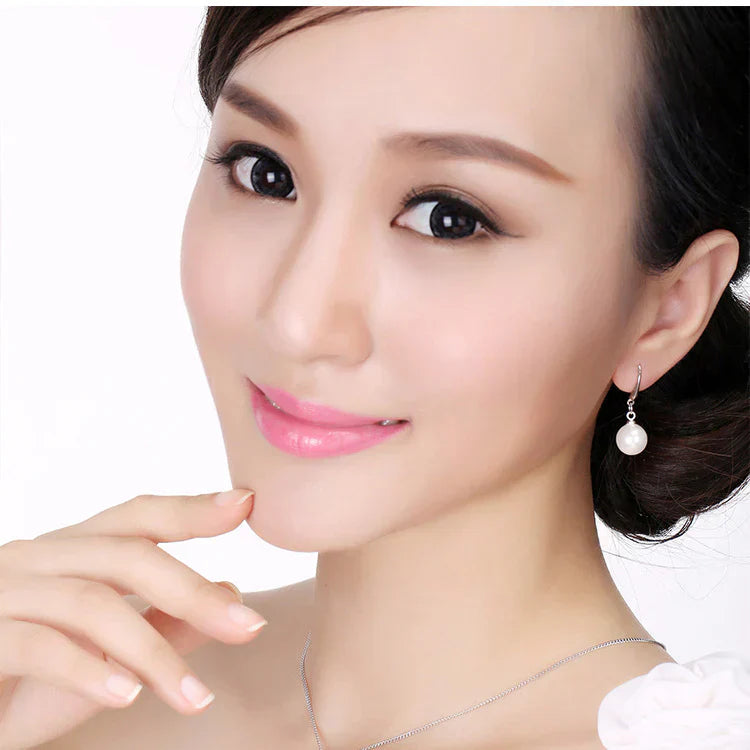 Fashionable Elegant Round Shell Pearl And Pearl Earrings
