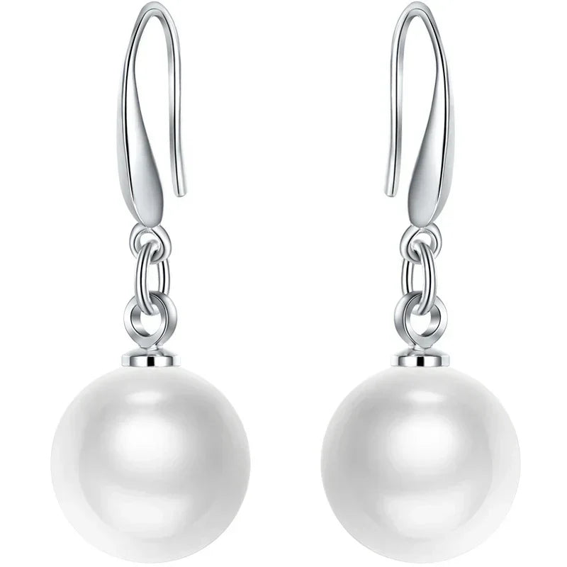 Fashionable Elegant Round Shell Pearl And Pearl Earrings